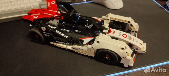 Lego technic 42137