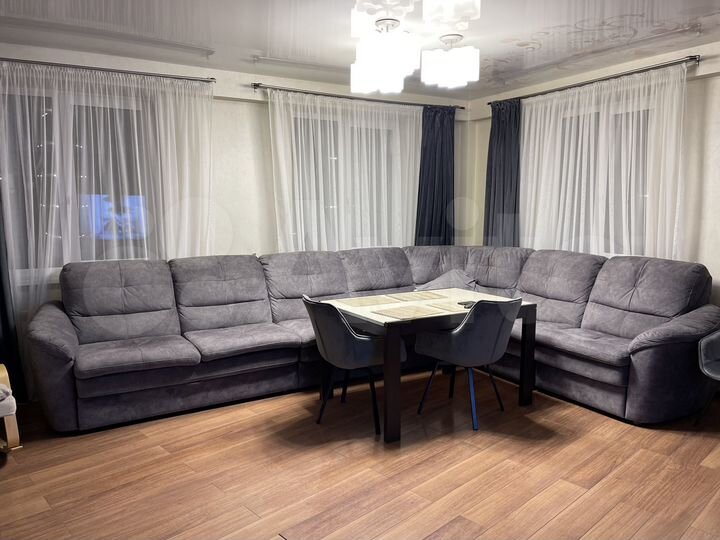 4-к. квартира, 140 м², 4/9 эт.