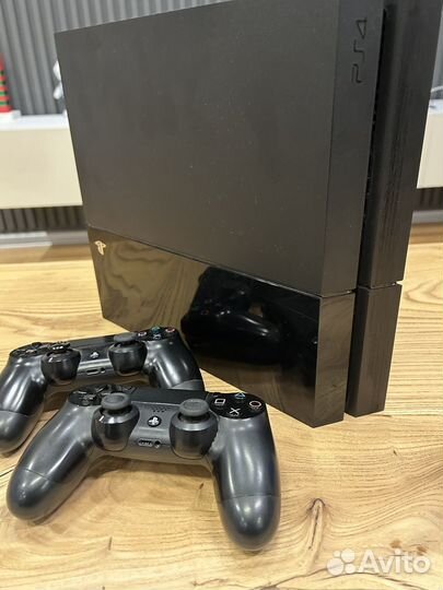 Sony Play Station 4 PS4