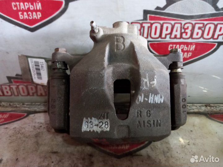 Суппорт тормозной передний правый Toyota Alphard