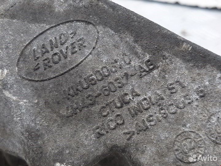 Кронштейн двигателя (лапа крепления) Land Rover Ra