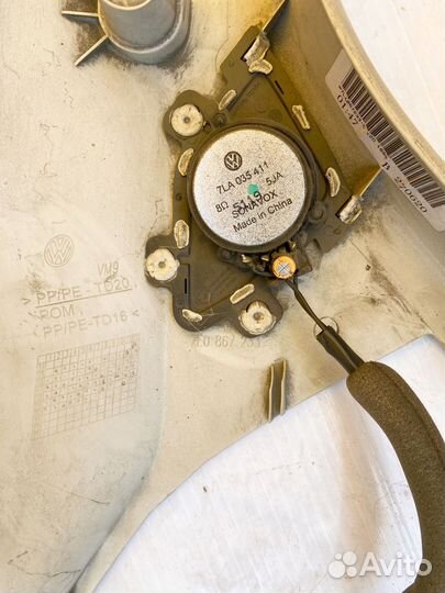 Обшивка стойки Volkswagen Transporter T6