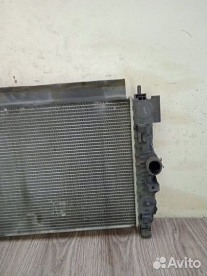 Радиатор двс передний Opel Astra J A17DTC 2012