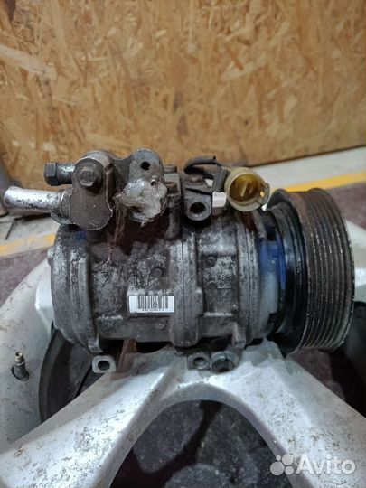 Компрессор кондиционера Denso 10PA17C