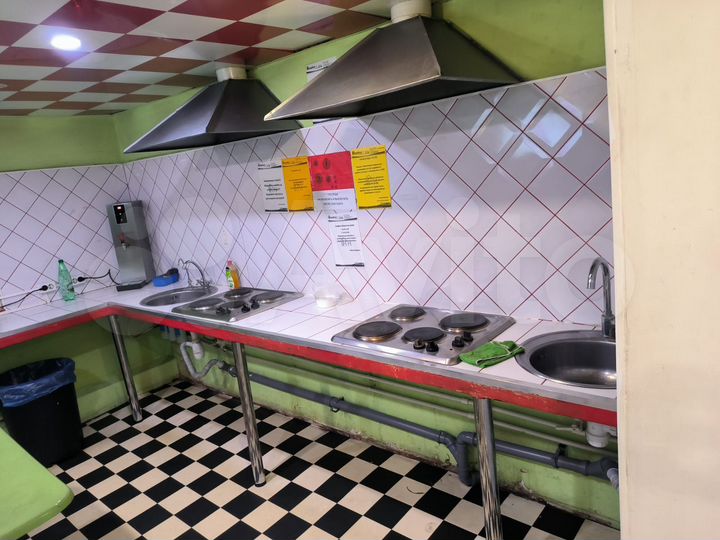 Комната 15 м², 1/4 эт.