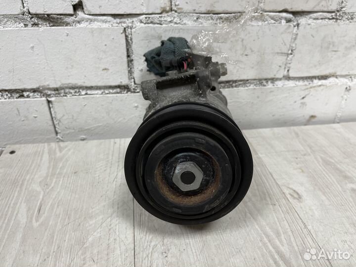 Компрессор кондиционера BMW F20 F30 N13