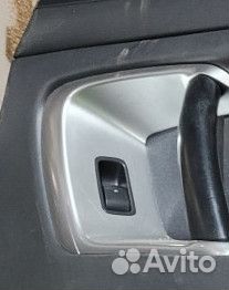 Кнопка стеклоподъёмника передняя правая Outback