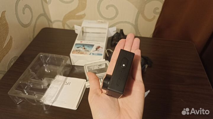 Экшн видеокамера xiaomi Yi Lite 4k