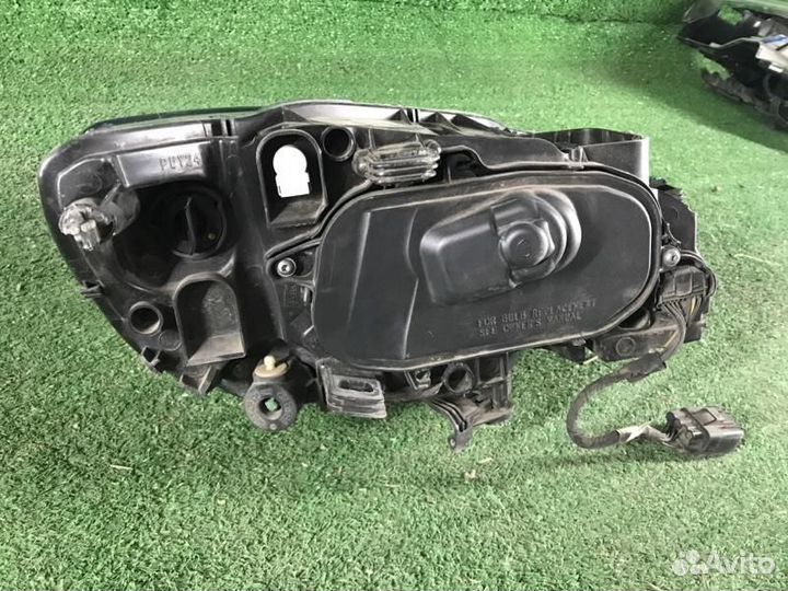 Фара левая Volvo S60