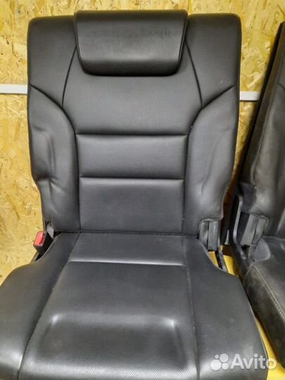 Салон на acura mdx