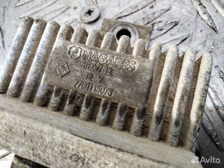 Реле свечей накала Renault Megane II