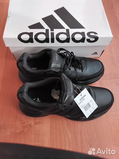 Кроссовки adidas strutter