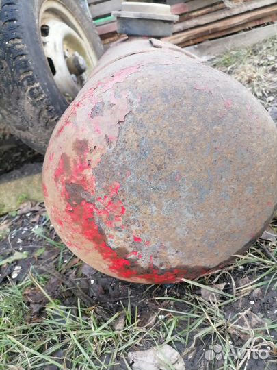 Продам газовый баллон на авто с редуктором