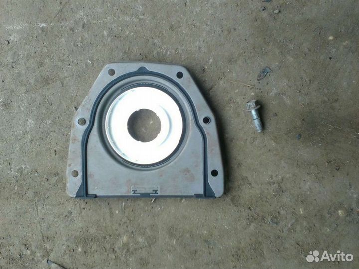 Задний сальник коленвала Ford Kuga 1.6 Ecoboost