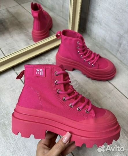 Ботинки новые wang