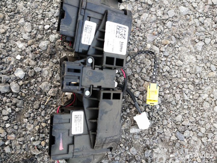 Подрулевые переключатели Гитара Рено Логан 2 Санде