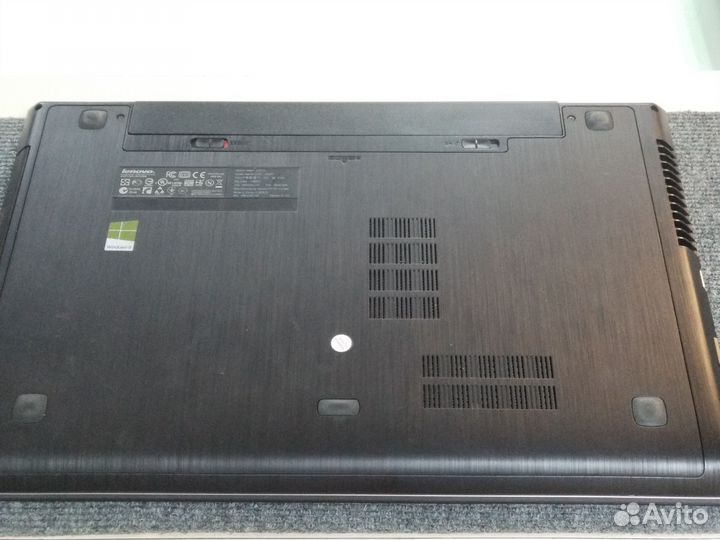 Ноутбук Lenovo IdeaPad Z710