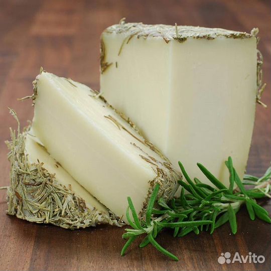 Сыр Queso De Cabra Al Romero Из Козьего Молока С Р