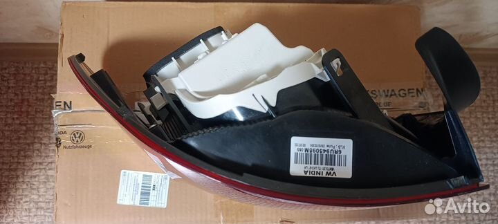 Оригинальный левый фонарь на Фольксваген Поло GT