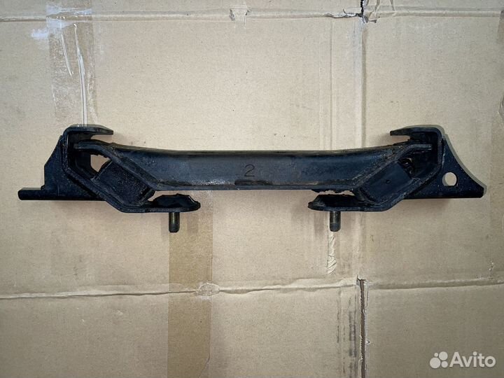 Опора АКПП Паджеро 3 4 (Бензин)