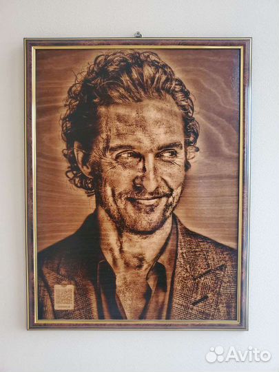 Портрет по фото на дереве (выжигание картин)