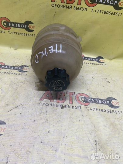 Бачок расширительный Peugeot 206 2A/C TU3A 2007