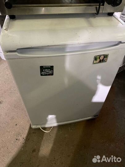 Холодильник Indesit