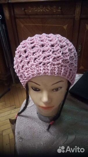 Берет женский вязаный