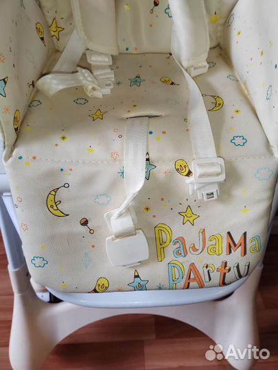 Детский стульчик для кормления