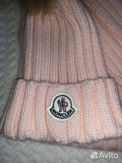 Шапка с помпоном Moncler