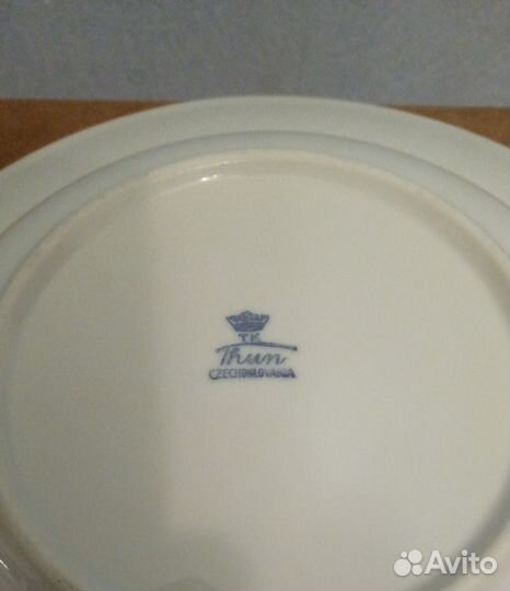 Тарелки глубокие фарфоровые Чехословакия и мелкие