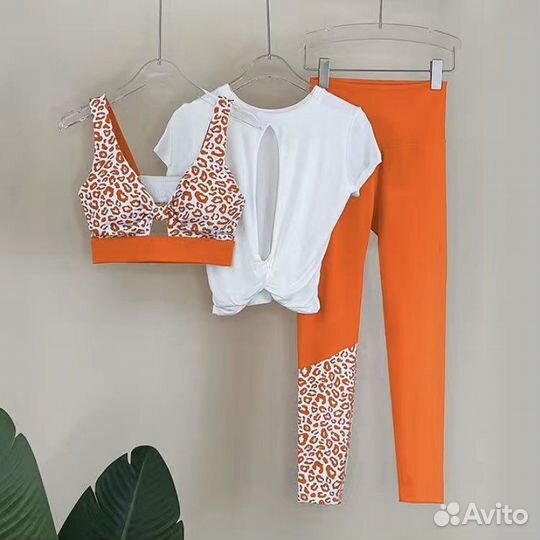 Костюм для йоги и фитнеса новый 46 р