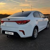 Kia Rio 1.4 MT, 2019, 124 000 км, с пробегом, цена 1 420 000 руб.