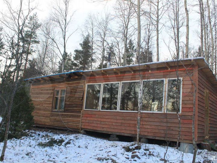 Дом 24 м² на участке 20 сот.