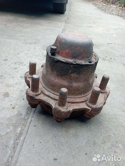 Ступица 8-шпиличная для тележки