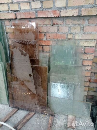 Отдам стекло бесплатно