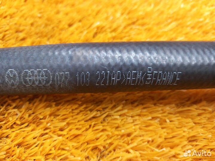 Патрубок картерных газов Volkswagen Touareg 7L AXQ