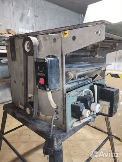 Деревообрабатывающий станок
