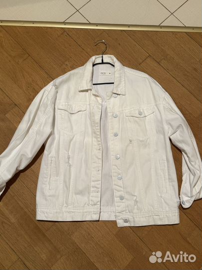 Джинсовая куртка женская