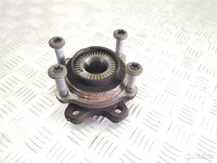 6871193 Ступица передняя BMW 5 G30/G31