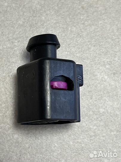 Разъем электрический 8K0973703