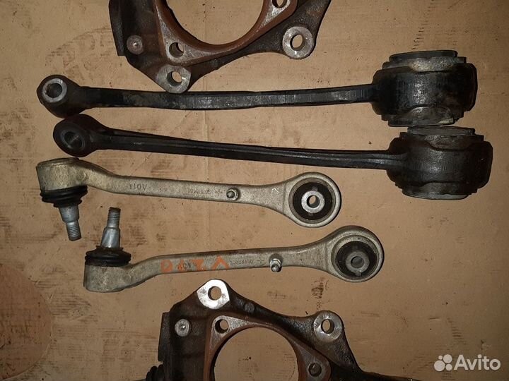 Рычаги кулаки передней подвески Cadillac CTS 3