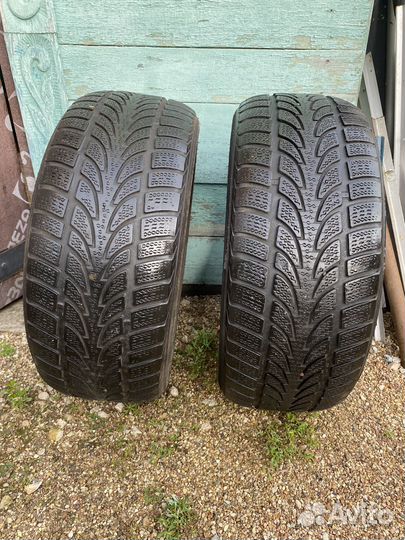 Nokian Tyres Hakka Sipe WR 225/45 R17