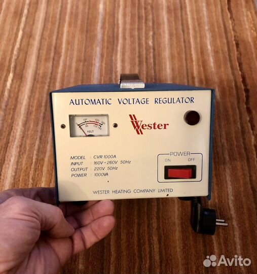 Стабилизатор напряжения Wester CVR1000A