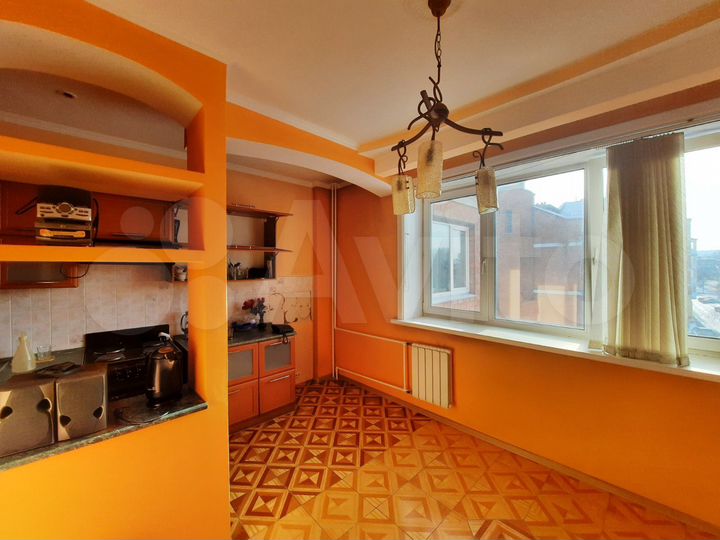 2-к. квартира, 68 м², 4/5 эт.