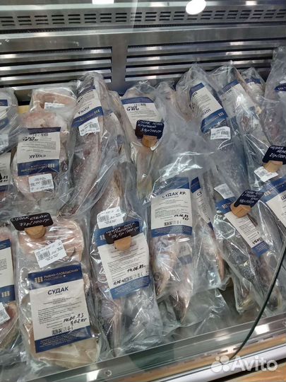 Речная рыба в ассортименте