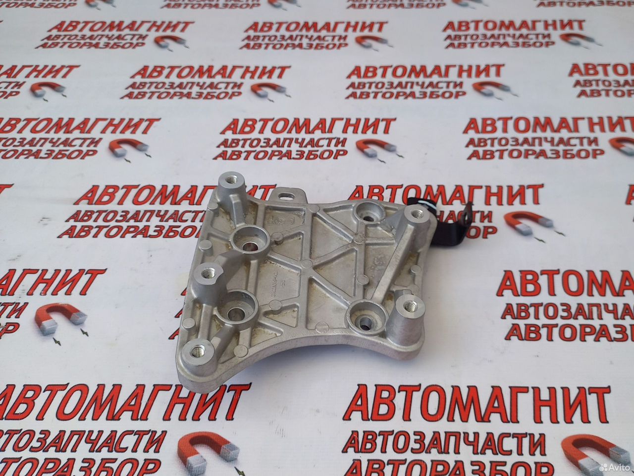 Кронштейн компрессора кондиционера Lixiang L7