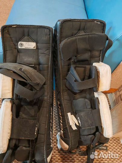 Вратарские щитки хоккейные Bauer s150