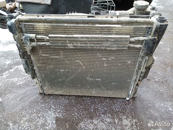 Bmw X3 E83 система охлаждения,косета радиаторов