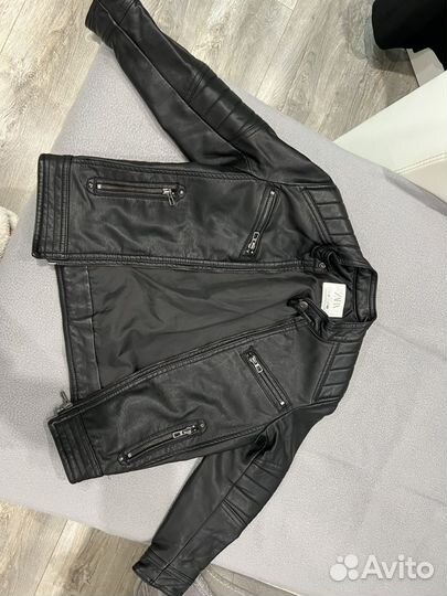 Кожаная куртка для мальчика 122